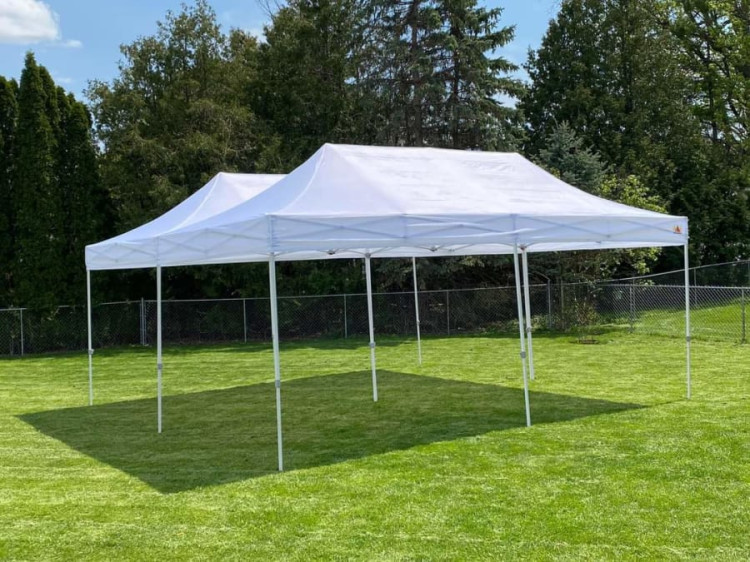 20 FT x 20 FT Popup Tent